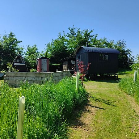 Stompy'S Hut Apartment Laxfield Екстериор снимка